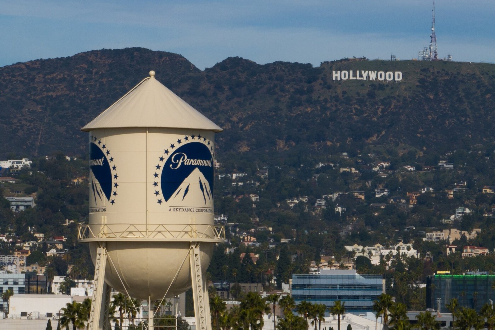A Judge Paused Paramount’s $110 Billion Warner Deal. Closing Risk Just Became Real