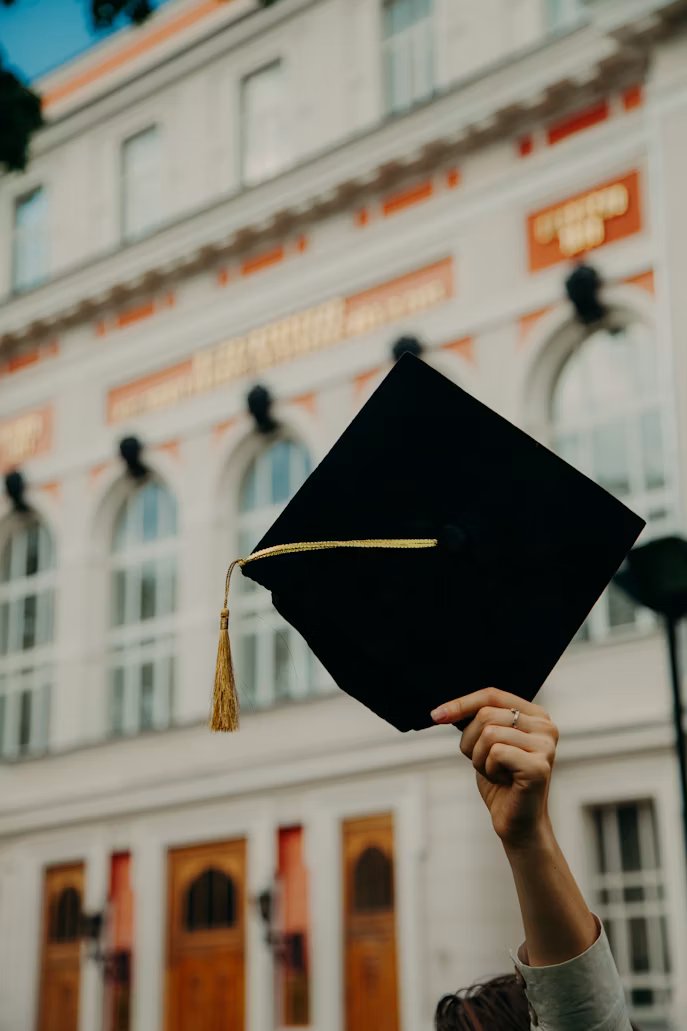 Microcredentials Are Challenging the Four-Year Degree — supporting view