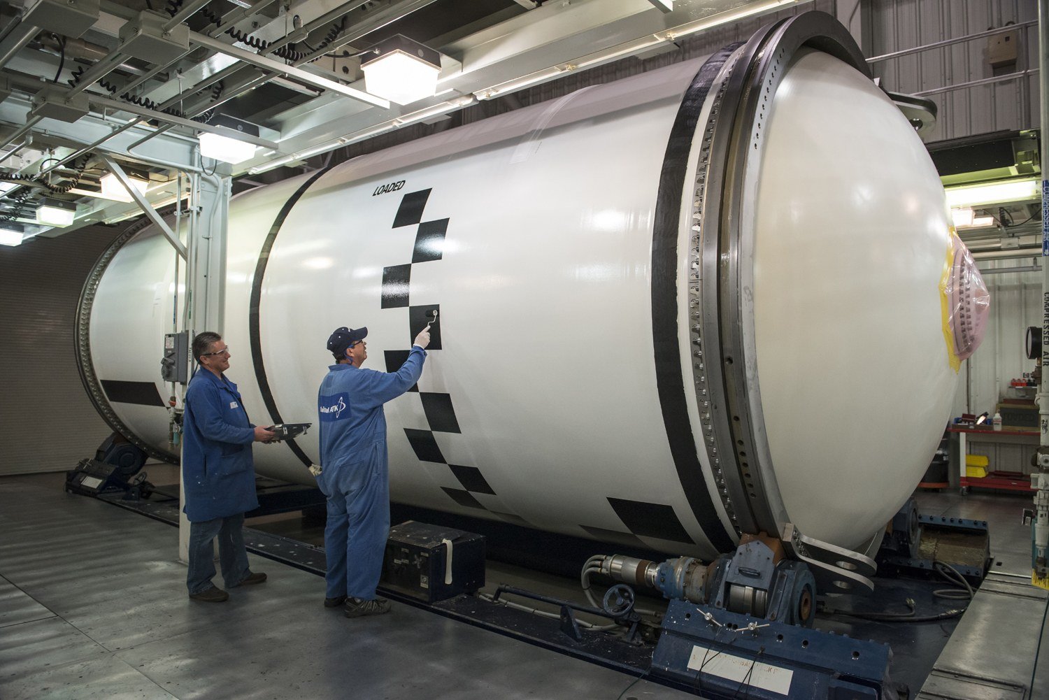 Supporting image for Artemis III Hardware Is Stacking Up at Kennedy—and the Moon Mission Is Becoming Real
