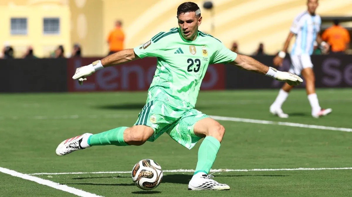 Emiliano Martínez Made a Final-Record 12 Saves—and Still Could Not Save Argentina