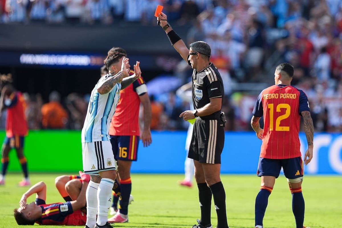 Supporting World Cup final image for Enzo Fernández’s Red Card Changed an Already Difficult Final
