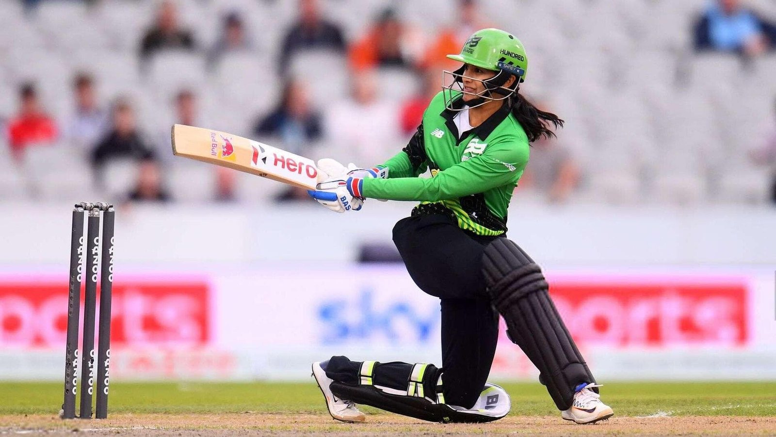 Smriti Mandhana’s Unbeaten 88 Delivers a Viral Last-Ball Hundred Finish supporting editorial view