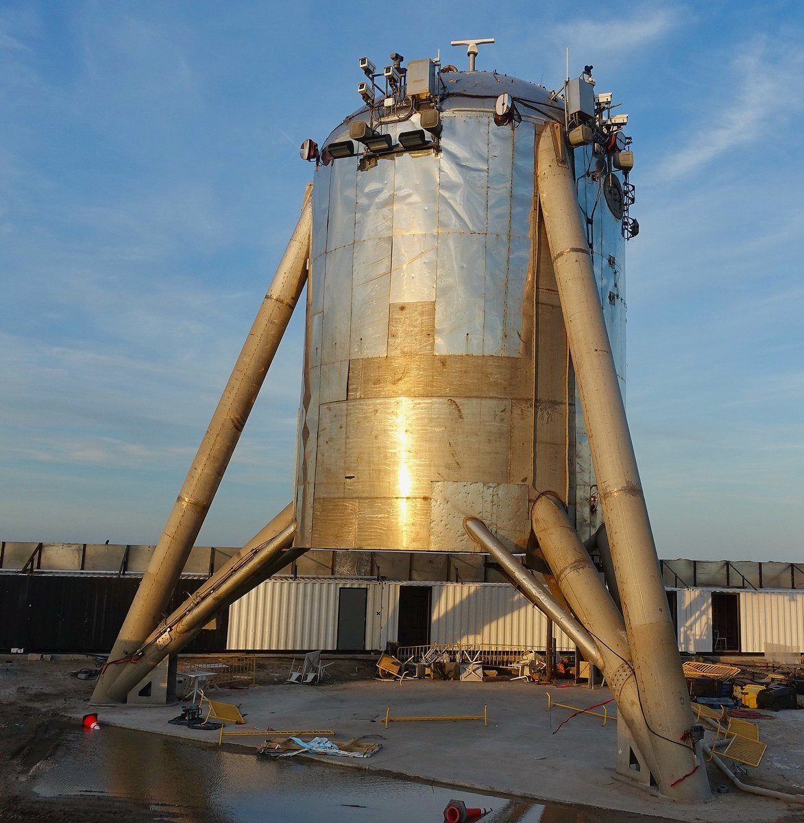 Supporting image for Elon Musk’s Biggest Power Test Is No Longer Vision—It Is Execution